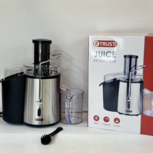 عصارة فواكه من ماركة Trust.